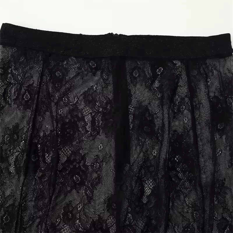Juliet lace skirt