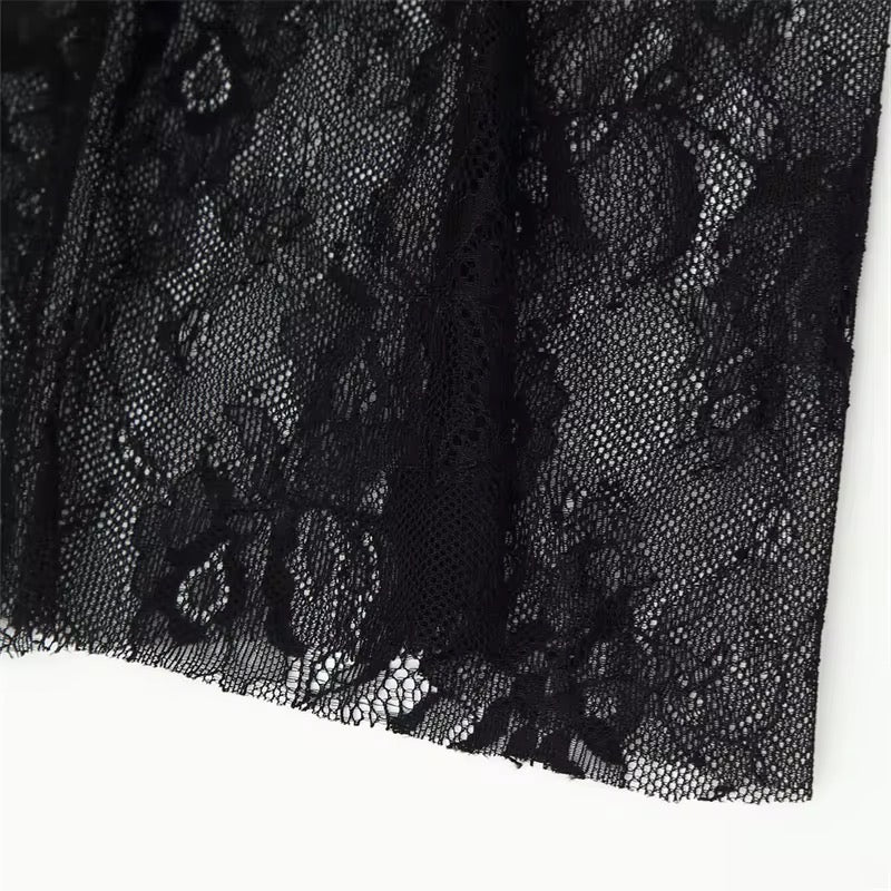 Juliet lace skirt