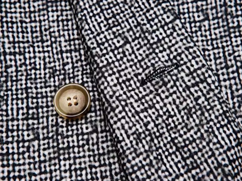 Single breasted suit blazer