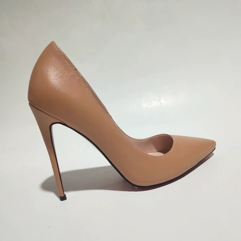 Red buttom pumps
